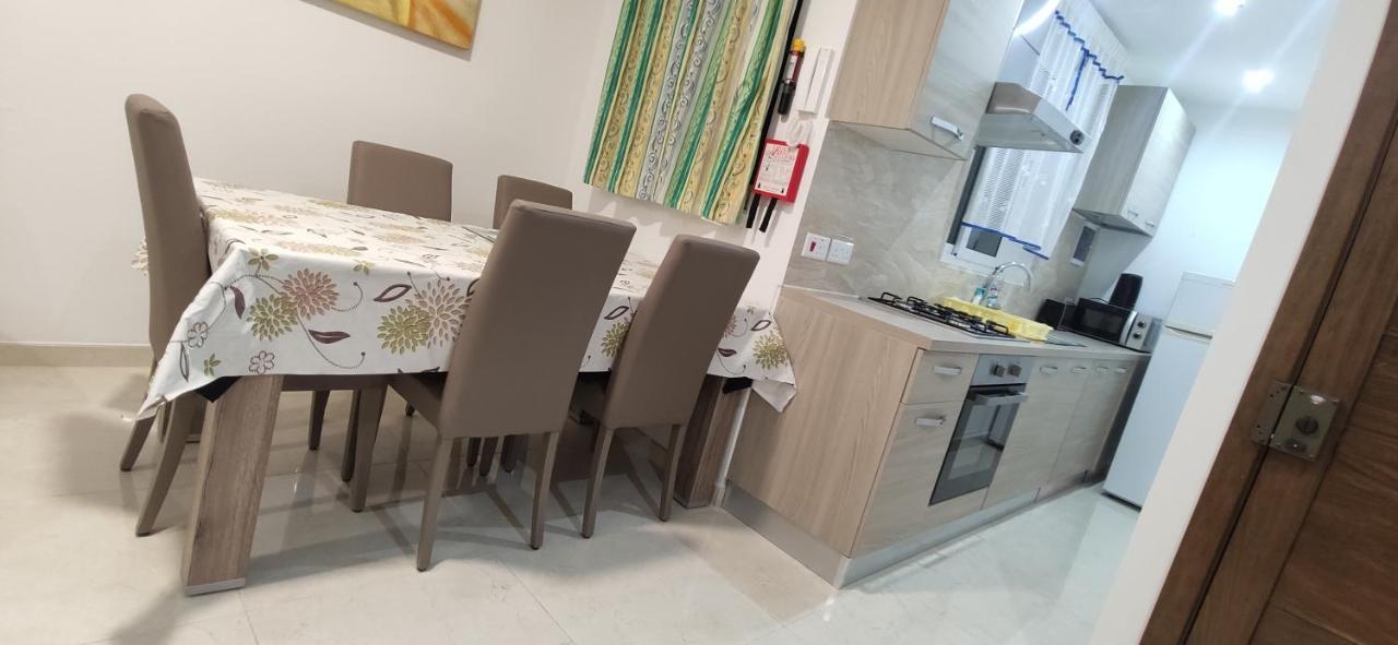 One Bed Room Apartment With Terrace Marsaskala Eksteriør bilde